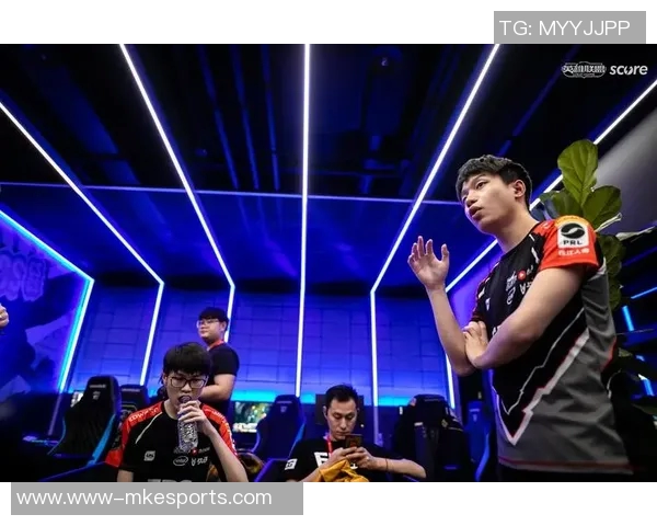 电竞新闻深入解析EDG战队在CSGO中的进攻策略与战术布局